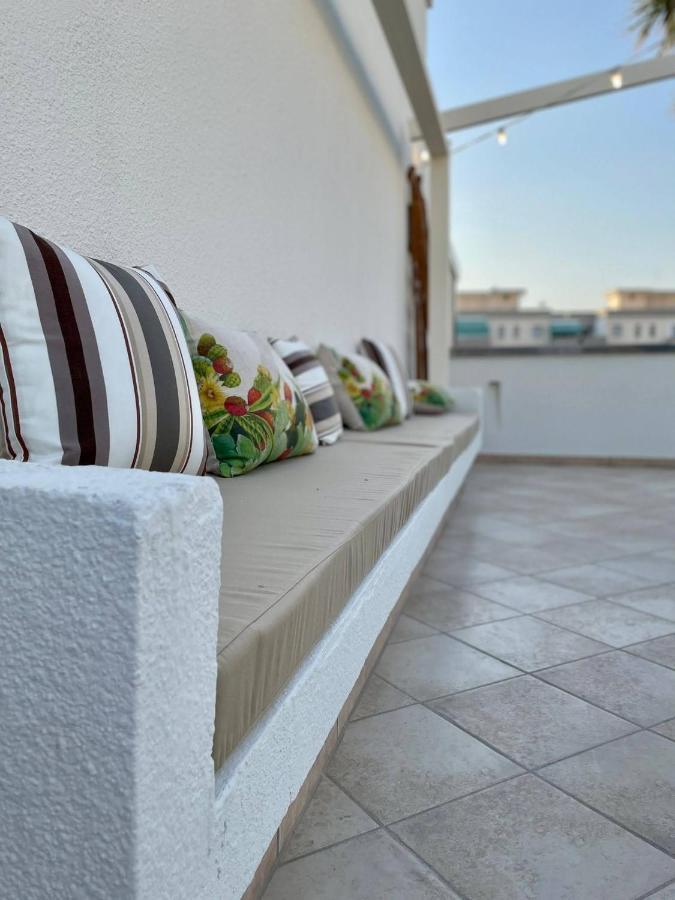 Attico Margherita - La Terrazza Sul Mare Gallipoli Exterior photo